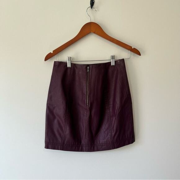 Free People Modern Femme Faux Leather Mini Skirt 0 - Picture 3 of 7
